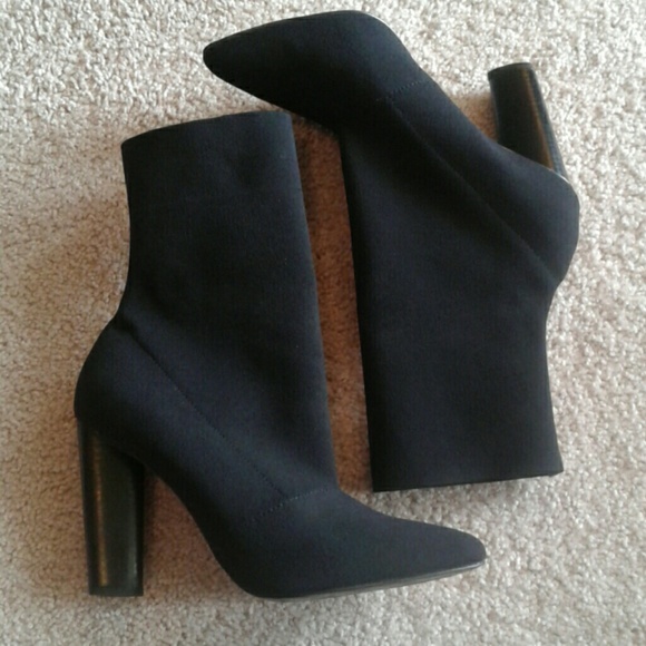 steve madden capitol bootie black